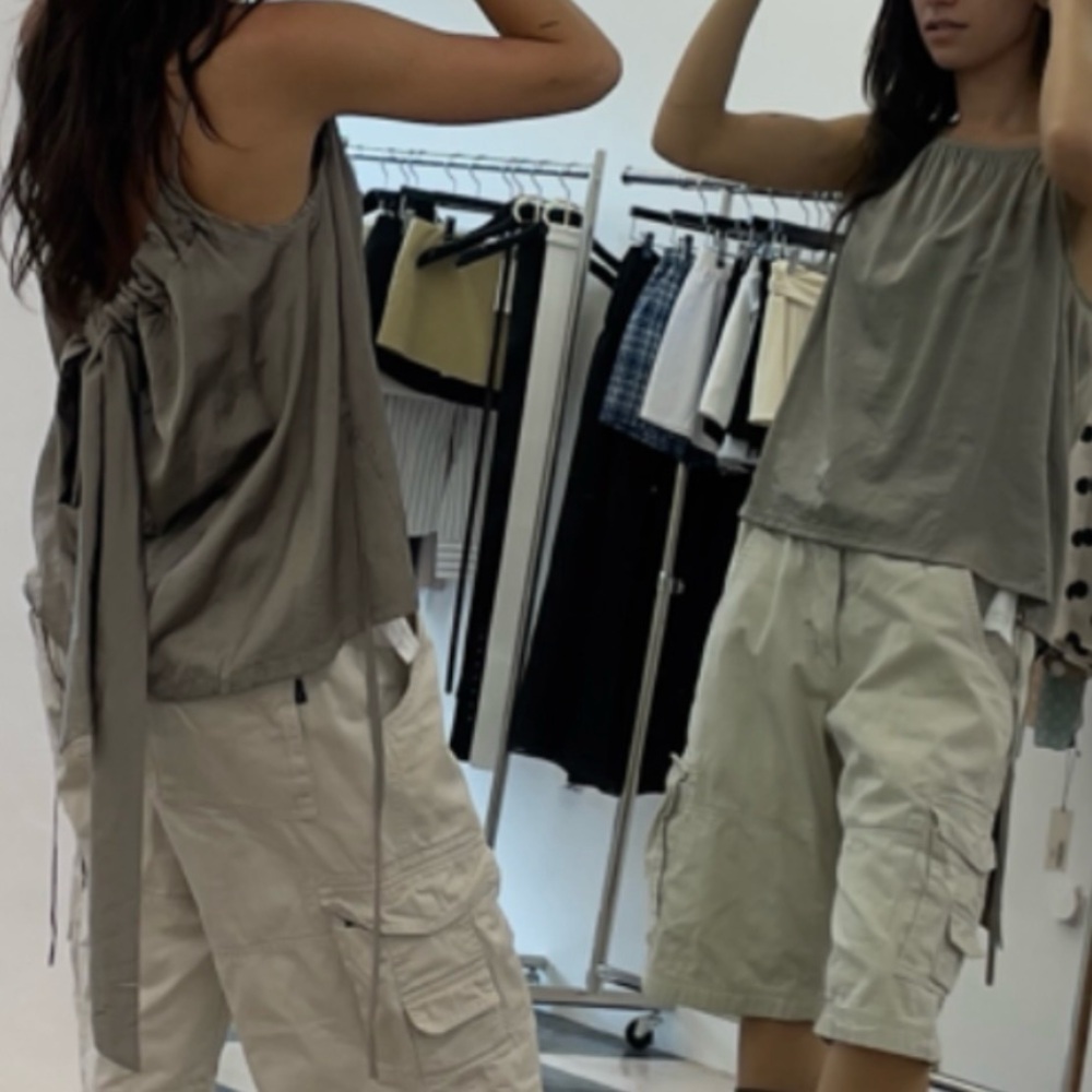 *ISO* vintage silk satin light gray cami top with collar bow tie back - Picture 3 of 3